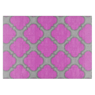 Planche À Découper Quatrefoil rose et gris