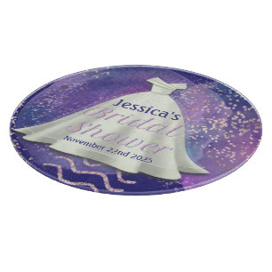 Planche À Découper Robe de mariée de douche nuptiale violette et glam