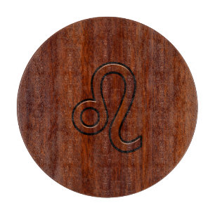 Planche À Découper Symbole Leo Zodiac en bois de mahogany