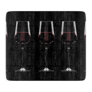 Planche À Découper Vins avec vin rouge sur noir