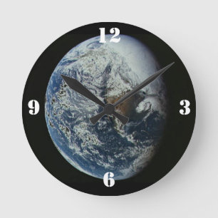 Planet Earth  Round Clock