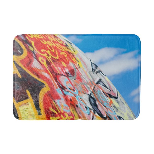planet graffiti bath mat (Front)