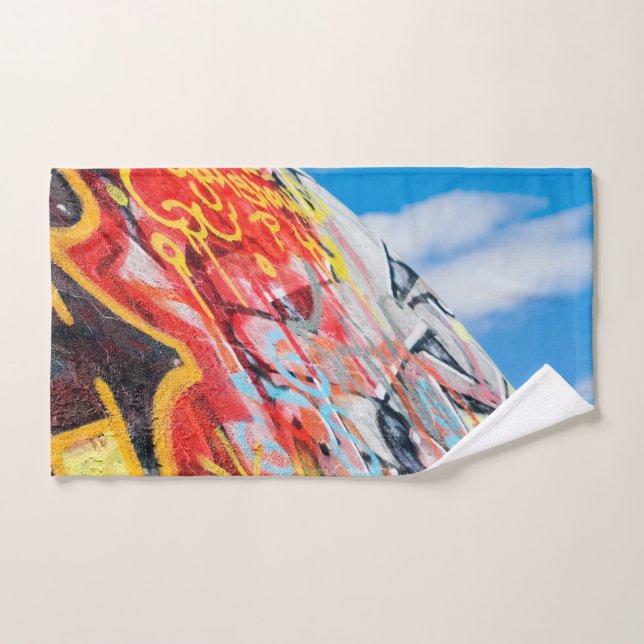 planet graffiti hand towel (Hand Towel)