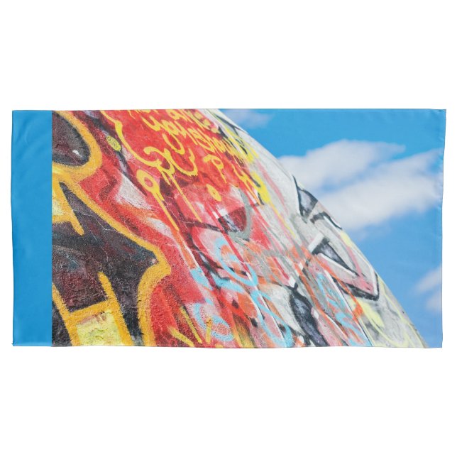 planet graffiti pillowcase (Front)