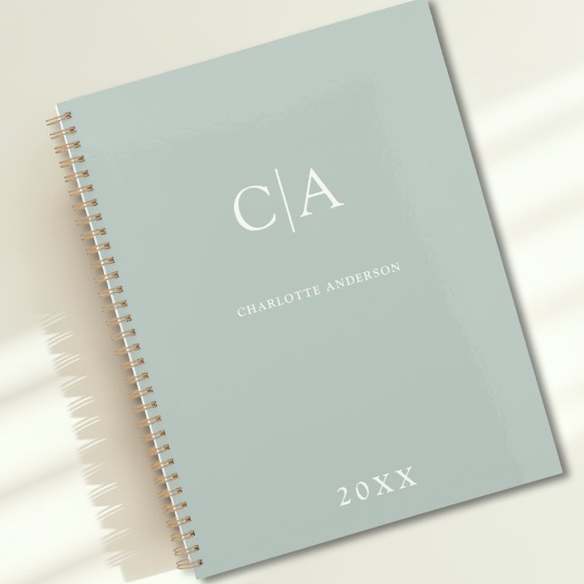 Planificateur d'invitation monogramme simple et él (Simple Elegant Monogram Green Custom Planner with your Name, Initials or Message)