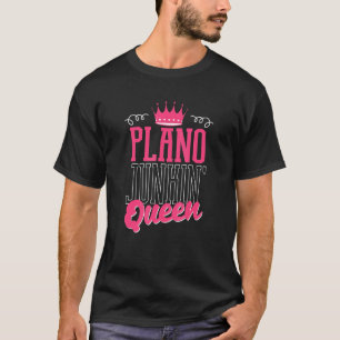Plano Junkin Queen Thrifter Funny Garage Sales Pic T-Shirt