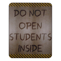 Ne pas ouvrir... Panneau de porte