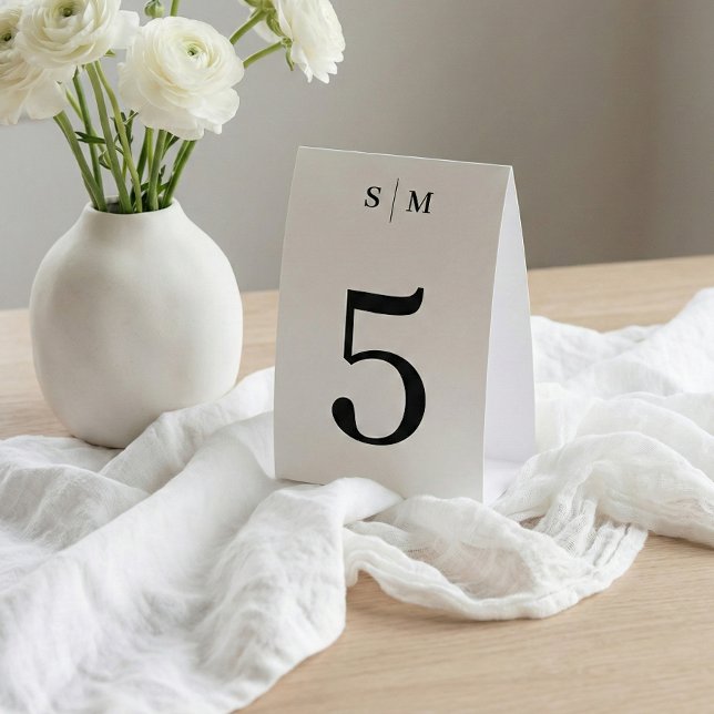 Plaque De Table Classic Monogram Elegant White Wedding Number (Créateur téléchargé)