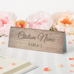 Plaque De Table Noms de mariage en bois rustique personnalisés pli