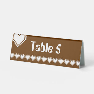 Plaque De Table Nos Coeurs 8 bits dans la tente de table de chocol