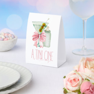 Plaque De Table Une petite fille toute mignonne