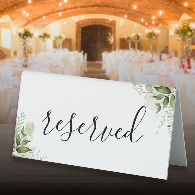 Plaque De Table Verdure fleurie Élégant Script Réservé (Floral Greenery Elegant Script Reserved Table Tent Sign)