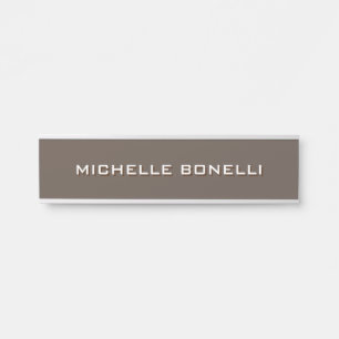 Plaque minimaliste Brown moderne