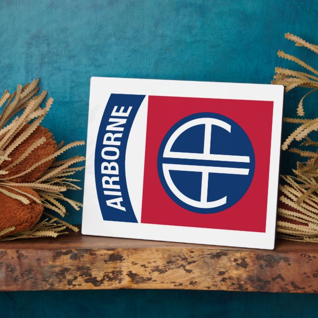 Plaque Photo 82e division aéroportée Insignia (Côté)