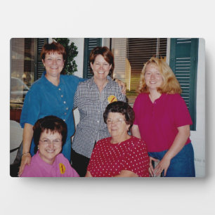 PLAQUE PHOTO ANNIE SUE AVEC DES AMIS DE L'ÉCOLE