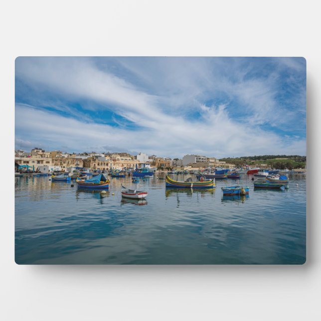 Plaque Photo Bateaux de pêche traditionnels colorés dans le por (Devant)