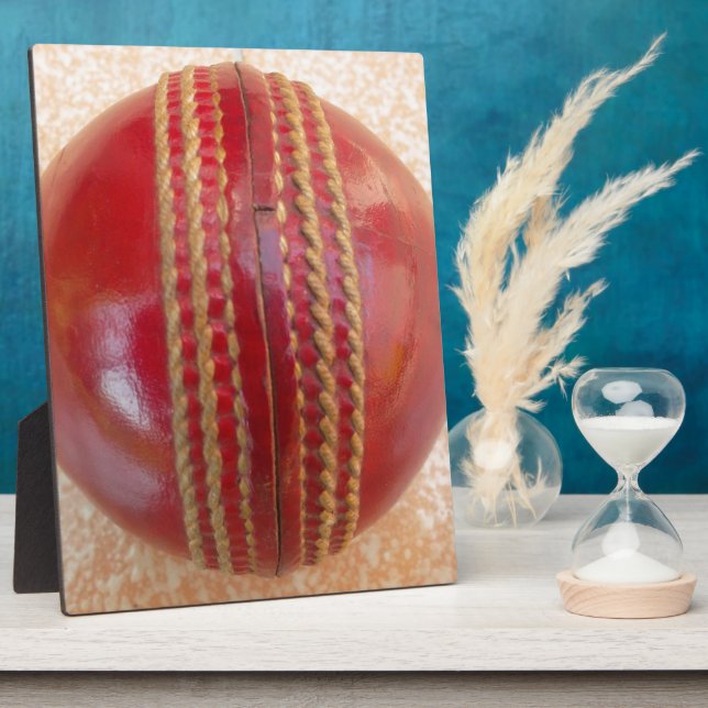 Plaque Photo Dernière balle rouge de cricket (Côté)