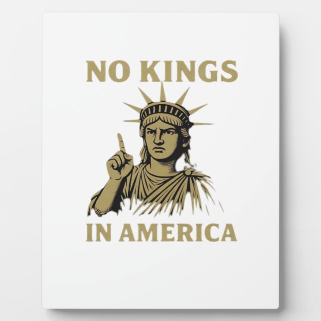 Plaque Photo No Kings In America Statue Of  No Kings Day Protes (Devant)