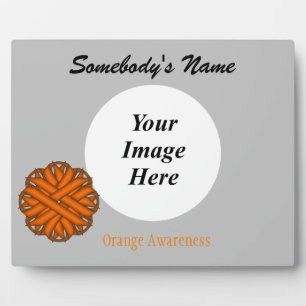Plaque Photo Ruban de fleurs orange Modèle par Kenneth Yoncich