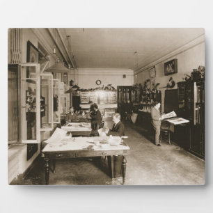 Plaque Photo The Faberge Atelier (b/w photo)