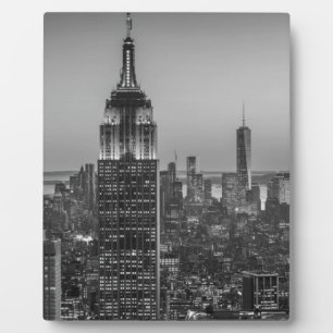 Plaque Photo Vue aérienne en noir et blanc de New York City Nig