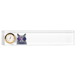 Plaque signalétique de bureau avec l'horloge