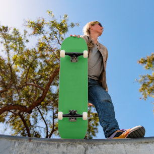Plateforme de skateboard verte unie