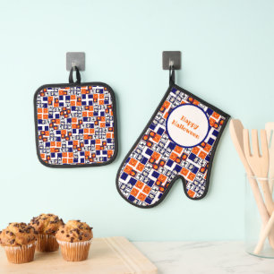 playful Halloween-themed pattern  Oven Mitt & Pot Holder Set