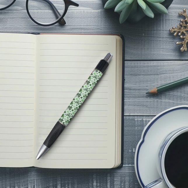 Playful Light Green Shamrock Hearts Pattern Celtic Pen (Creator Uploaded)