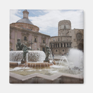 Plaza De La Virgin And Basilica De Virgen Magnet