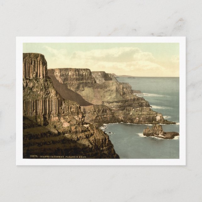 Pleaskin Head, Giants Causeway, Co. Antrim Postcard (Front)