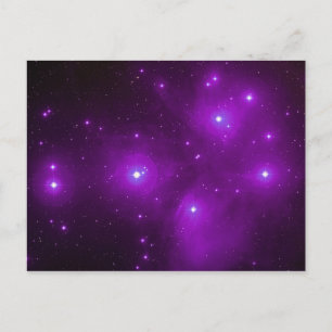 Pléiades sur une carte postale violette