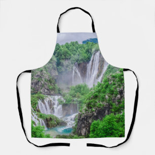 Plitvice lakes waterfall apron