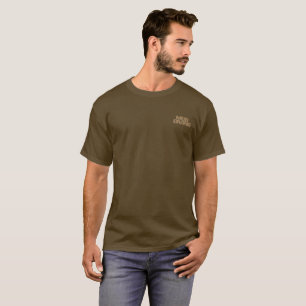 Plongeon dans la boue hommes marron T-shirt poche
