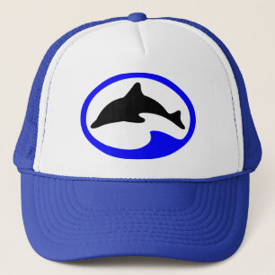 Plongeurs vintages sautant le casquette d'océan de