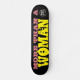 PLUS QU'UN Skateboard FEMME