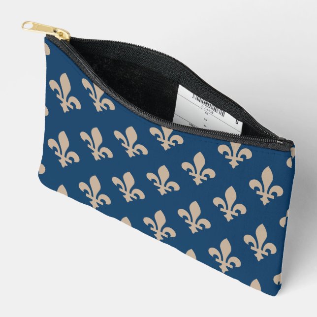 Pochette À Accessoires Fleur de Lis Motif, Royal French, Crème sur Blue (Ouvrir)