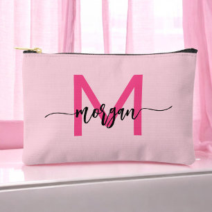 Pochette À Accessoires Monogramme rose chaud Nom de la fille Script