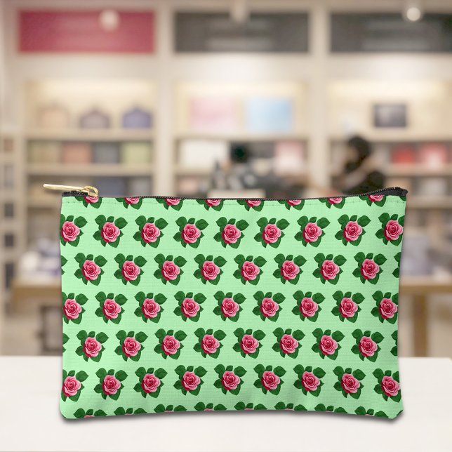Pochette À Accessoires Pink Rose Seamless Pattern on Light Green Pouch (Light green pouch with seamless pattern of a pink rose)