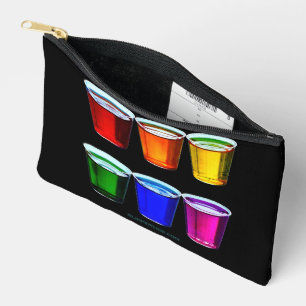 Pochette À Accessoires Verres à shot de SlipperyJoe's six tasses disposée
