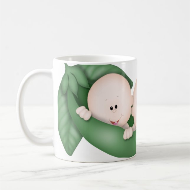 POIS de TRIPLETS DANS une tasse de tasse de café (Gauche)