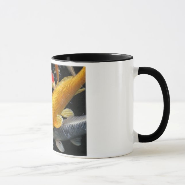Poissons de Koi de tasse de nature (Droite)