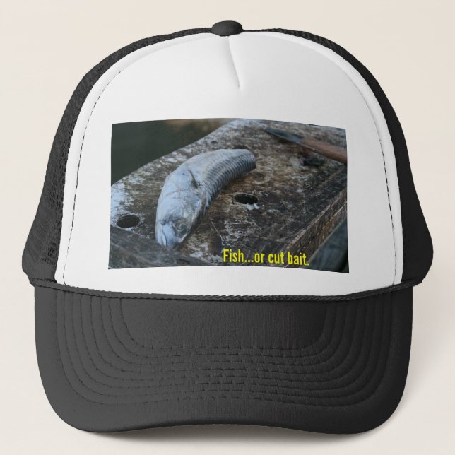 Poissons ou casquette coupé d'amorce (Devant)