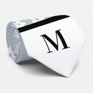 Poitrine blanche et grise cravate monogramme