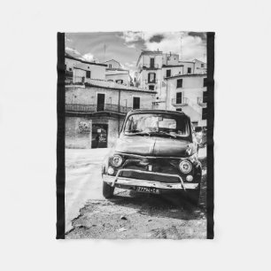 Polaire Fiat 500 dans la couverture d'ouatine de l'Italie,
