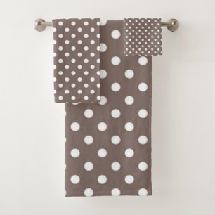 Polka dot pattern bath towel set