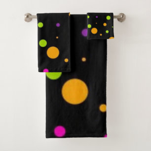 Polka dot pattern bath towel set