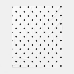 Polka dot pattern fleece blanket