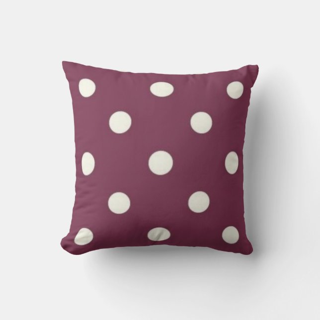 Polka dot pattern throw pillow (Front)