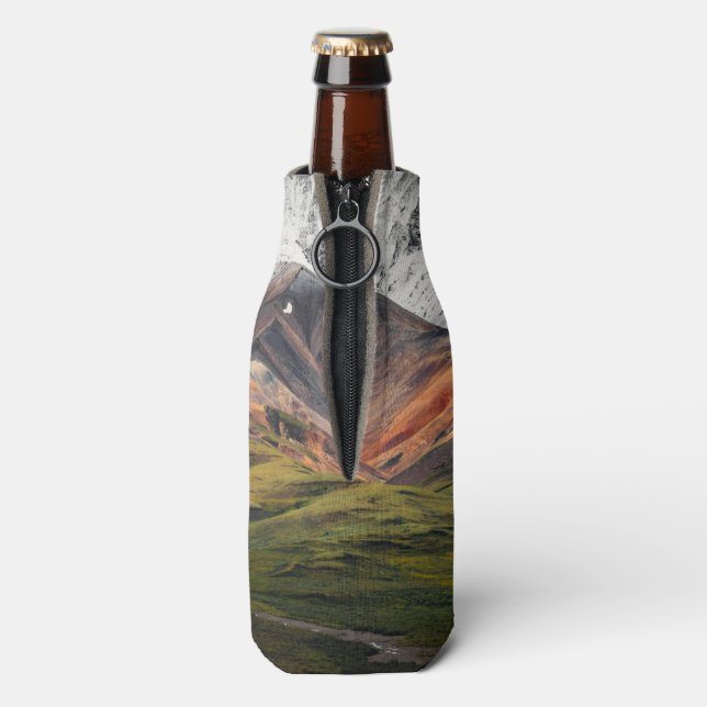 Polychrome mountain, Denali NP, Alaska Bottle Cool Bottle Cooler (Bottle Back)